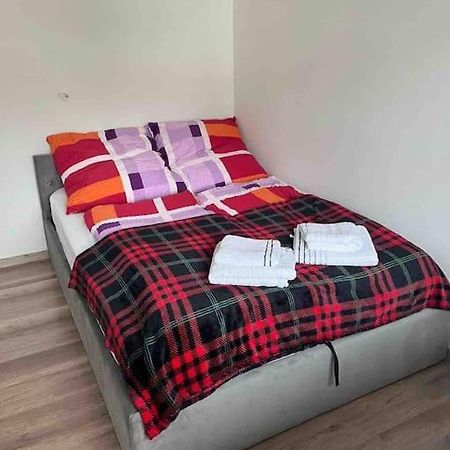 Ferienwohnung Outletcity Metzingen Metzingen  Bagian luar foto