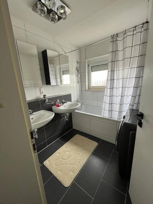 Ferienwohnung Outletcity Metzingen Metzingen  Bagian luar foto