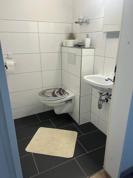 Ferienwohnung Outletcity Metzingen Metzingen  Bagian luar foto