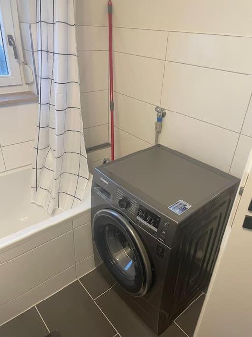 Ferienwohnung Outletcity Metzingen Metzingen  Bagian luar foto