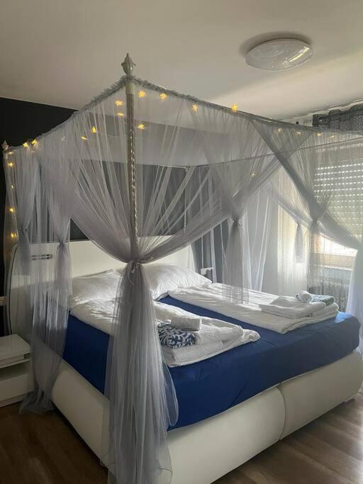 Ferienwohnung Outletcity Metzingen Metzingen  Bagian luar foto